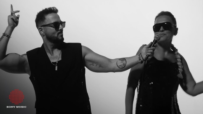 Gökhan Özen & Demet Akalın