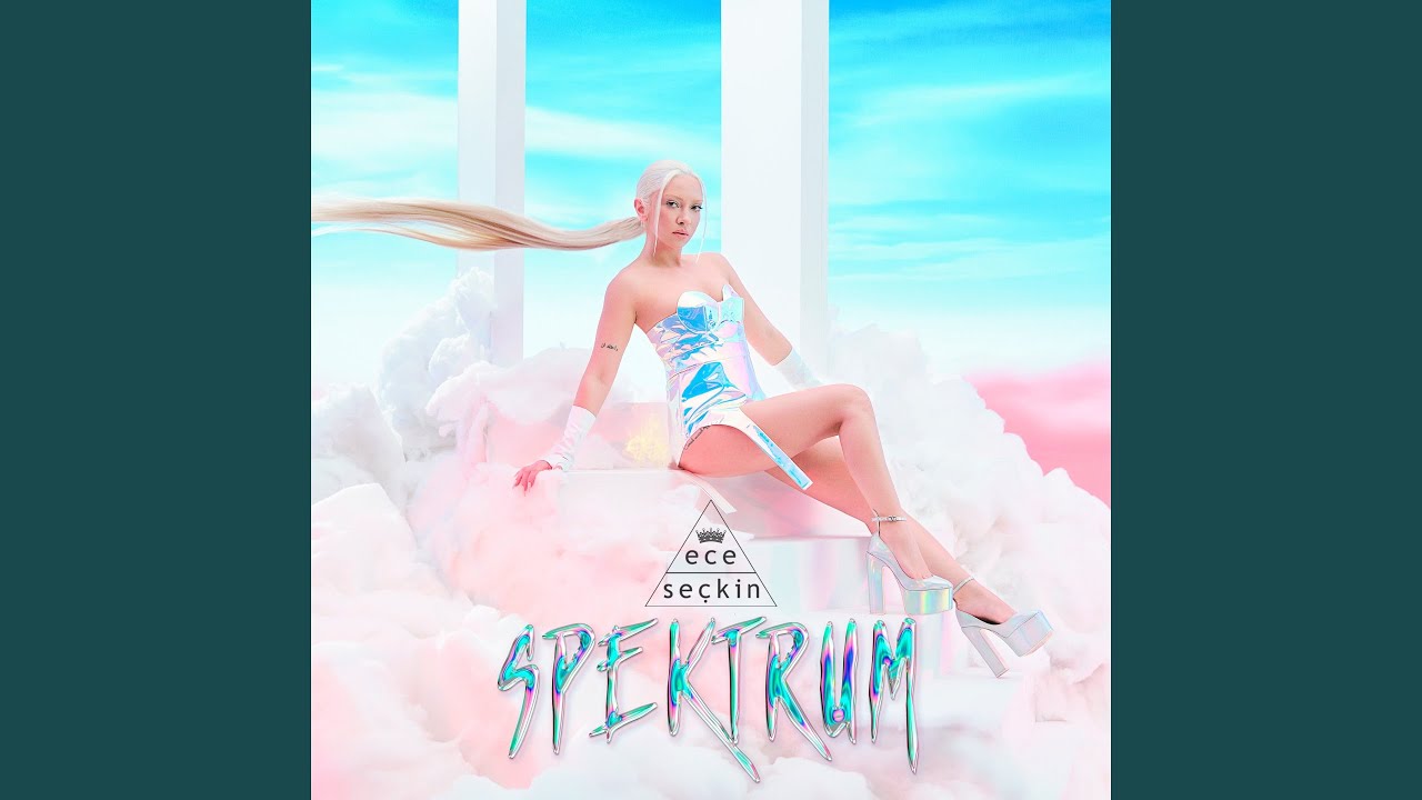 Ece Seçkin - Bikini Party