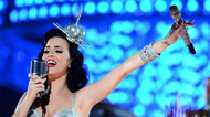 https://cdn.radyofenomen.com/u/img/a/k/a/katyperry-1450700352.jpg