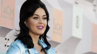 https://cdn.radyofenomen.com/u/img/a/k/a/katyperry-1463136905.jpg