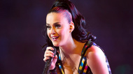 https://cdn.radyofenomen.com/u/img/a/k/a/katyperry-1482221157.jpg