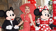https://cdn.radyofenomen.com/u/img/a/k/a/katyperry-1516884446.jpg