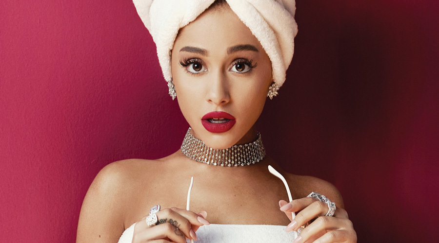https://cdn.radyofenomen.com/u/img/c/a/r/arianagrande-1482487071.jpg