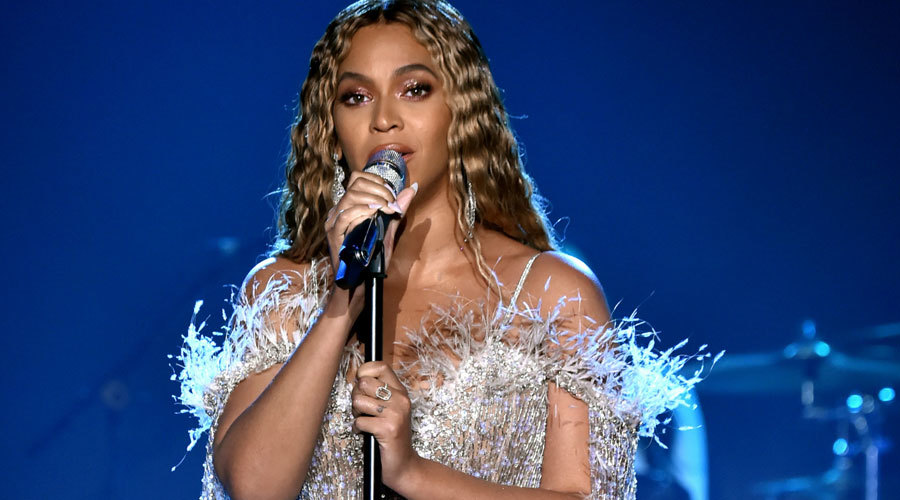 https://cdn.radyofenomen.com/u/img/c/b/e/beyonce-1558524933.jpg