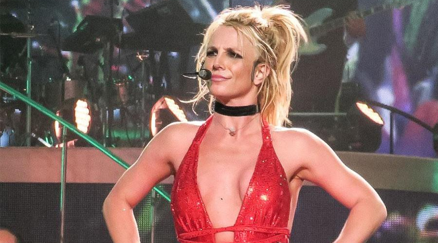https://cdn.radyofenomen.com/u/img/c/b/r/britneyspears-1558348436.jpg
