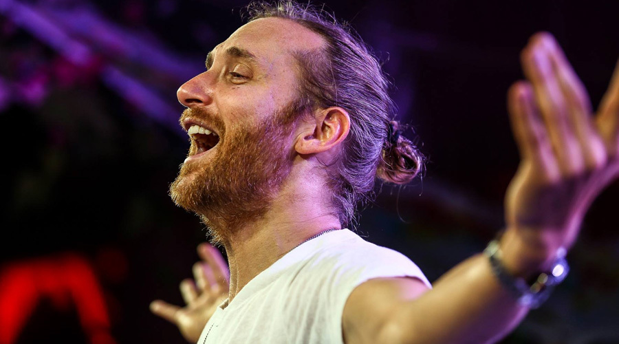 https://cdn.radyofenomen.com/u/img/c/d/a/davidguetta-1474634779.jpg