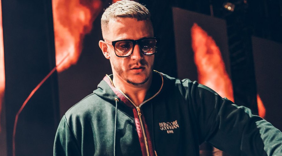 https://cdn.radyofenomen.com/u/img/c/d/j/djsnake-1543829074.jpg