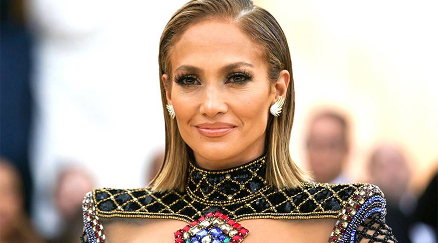 https://cdn.radyofenomen.com/u/img/c/j/l/jlo-1544091192.jpg