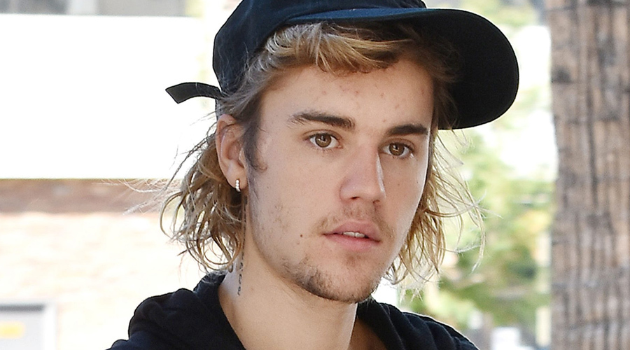 https://cdn.radyofenomen.com/u/img/c/j/u/justinbieber-1553774007.jpg