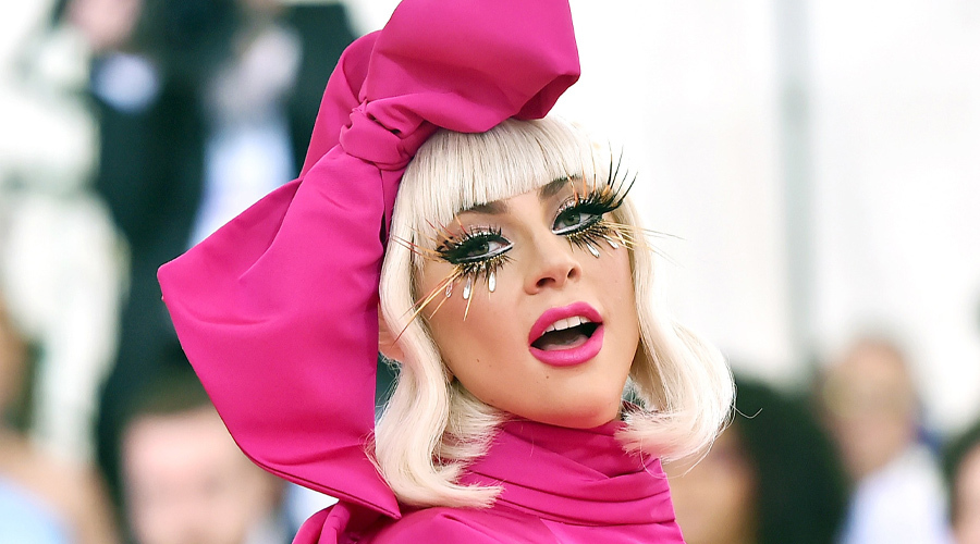 https://cdn.radyofenomen.com/u/img/c/l/a/ladygaga-1569504631.jpg