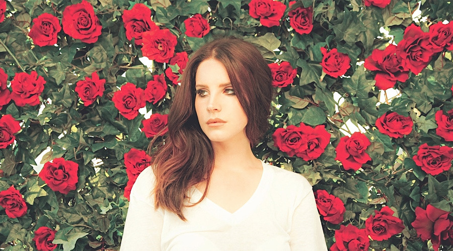 https://cdn.radyofenomen.com/u/img/c/l/a/lanadelrey-1442487849.jpg
