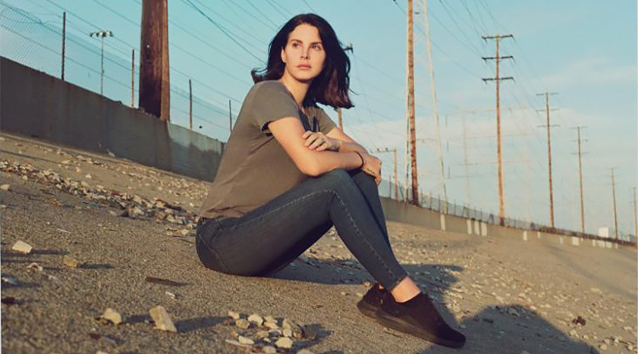 https://cdn.radyofenomen.com/u/img/c/l/a/lanadelrey-1546600081.jpg