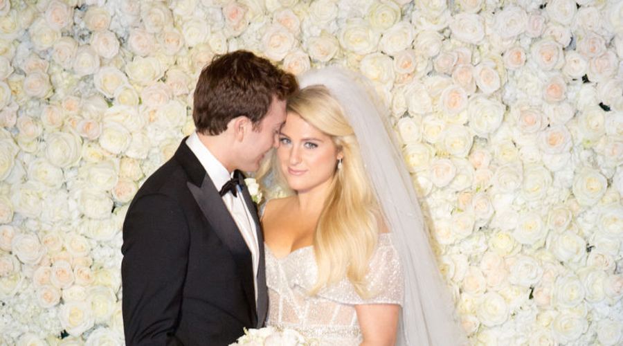 https://cdn.radyofenomen.com/u/img/c/m/e/meghantrainor-1547205434.jpg
