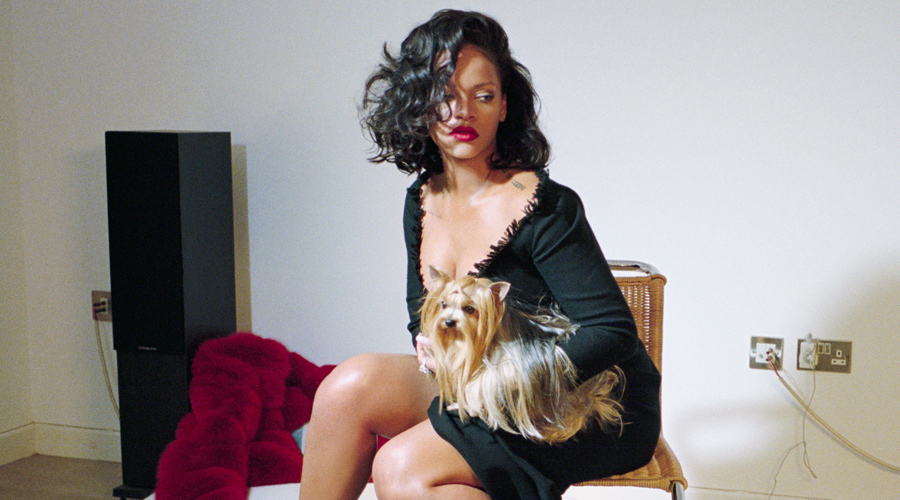 https://cdn.radyofenomen.com/u/img/c/r/i/rihanna-1560423566.jpg