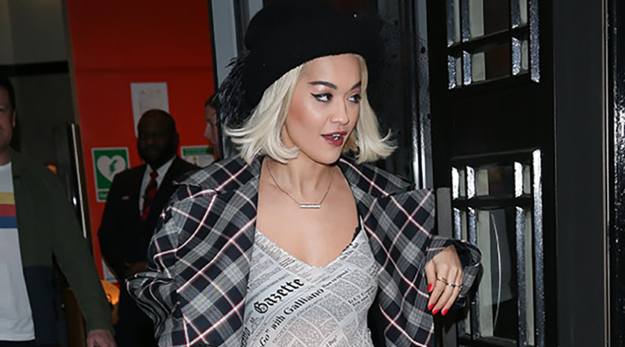 https://cdn.radyofenomen.com/u/img/c/r/i/ritaora-1545048862.jpg