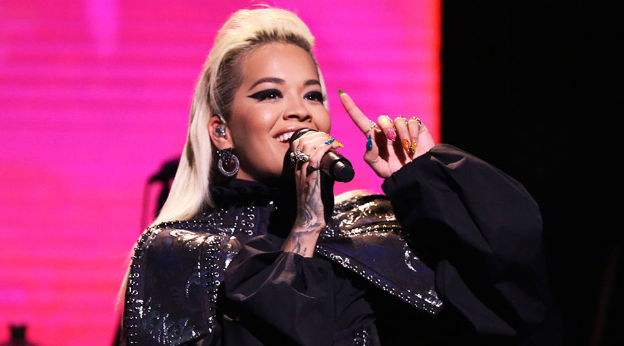 https://cdn.radyofenomen.com/u/img/c/r/i/ritaora-1553090420.jpg