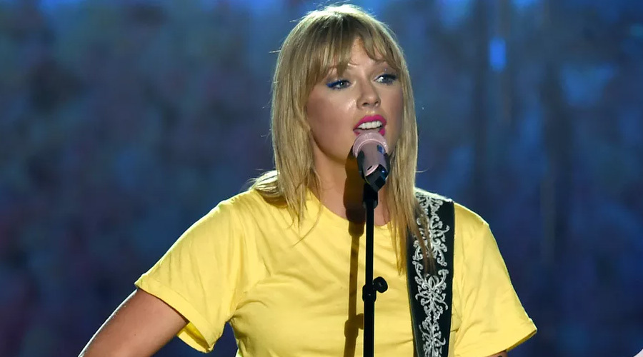 https://cdn.radyofenomen.com/u/img/c/t/a/taylorswift-1566561287.jpg